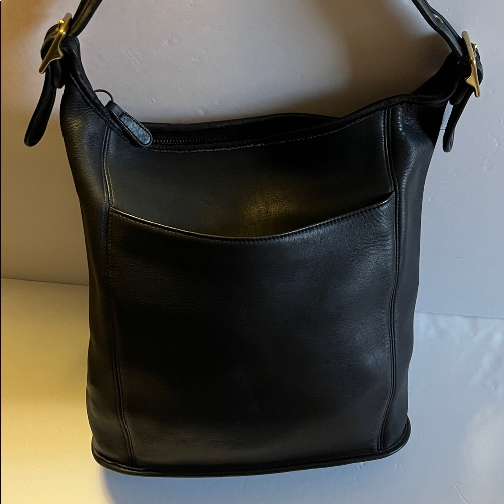 COACH Black leather Slim Duffle Sac #9060